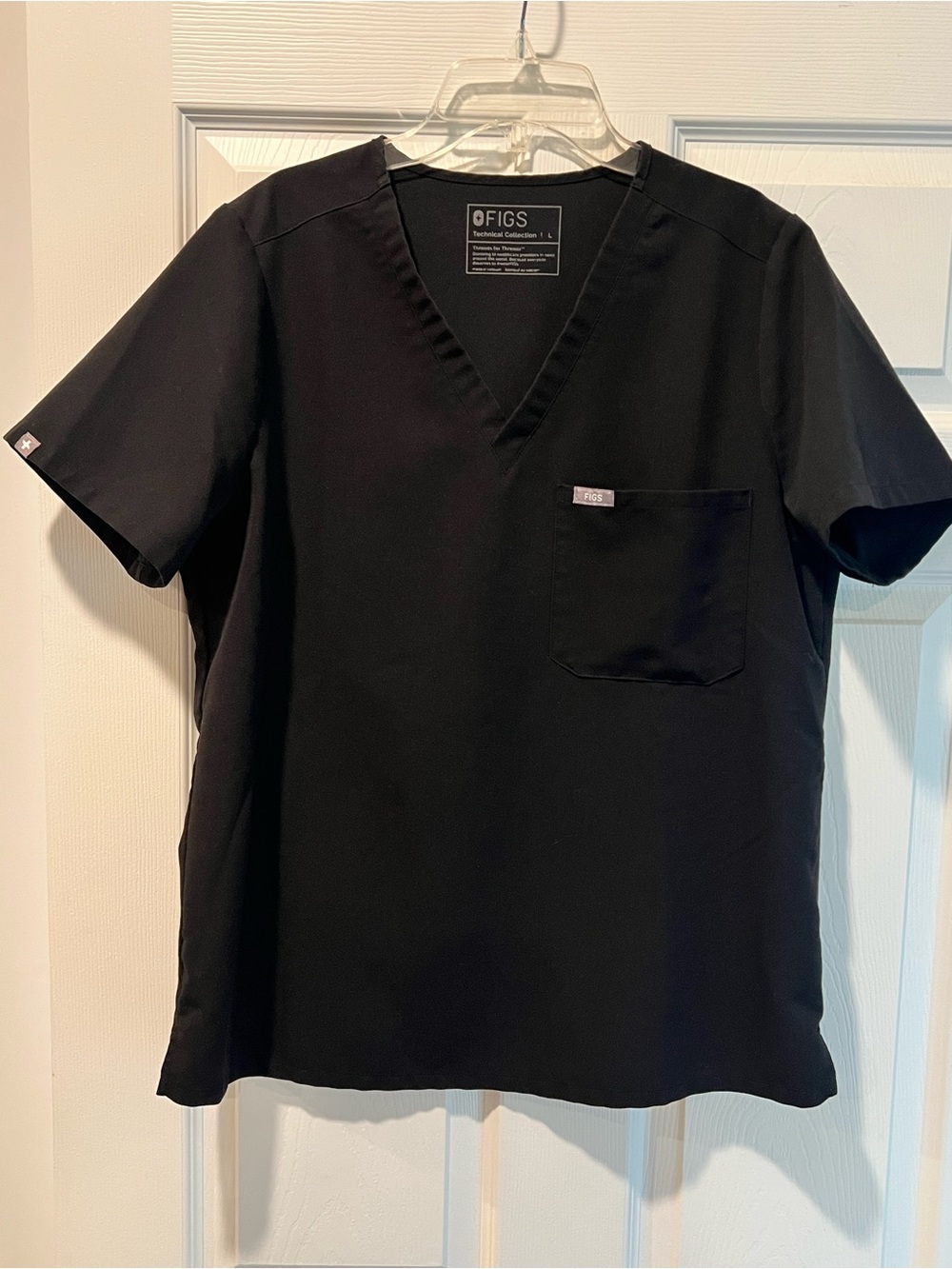 FIGS Black Catarina Scrub Top